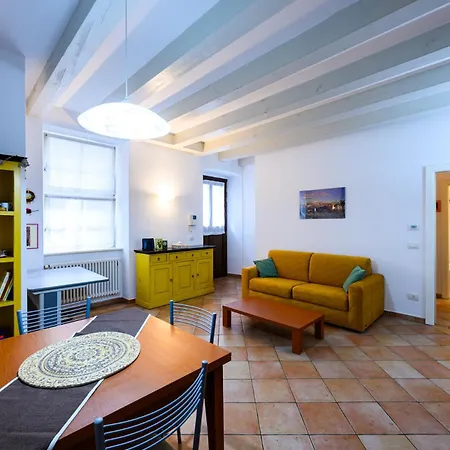 La Casa Di Irene - New & Bright In Historic Center