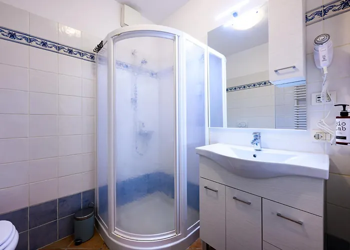 Apartment La Casa Di Irene - New & Bright In Historic Center Trento