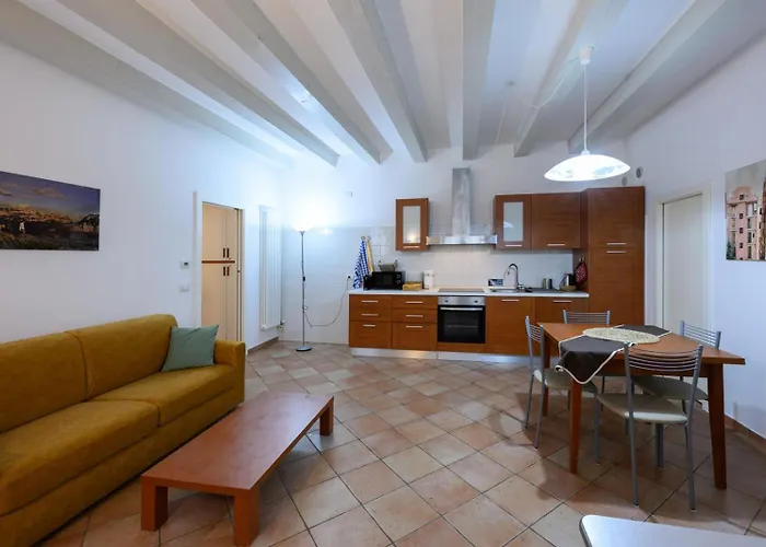 La Casa Di Irene - New & Bright In Historic Center *